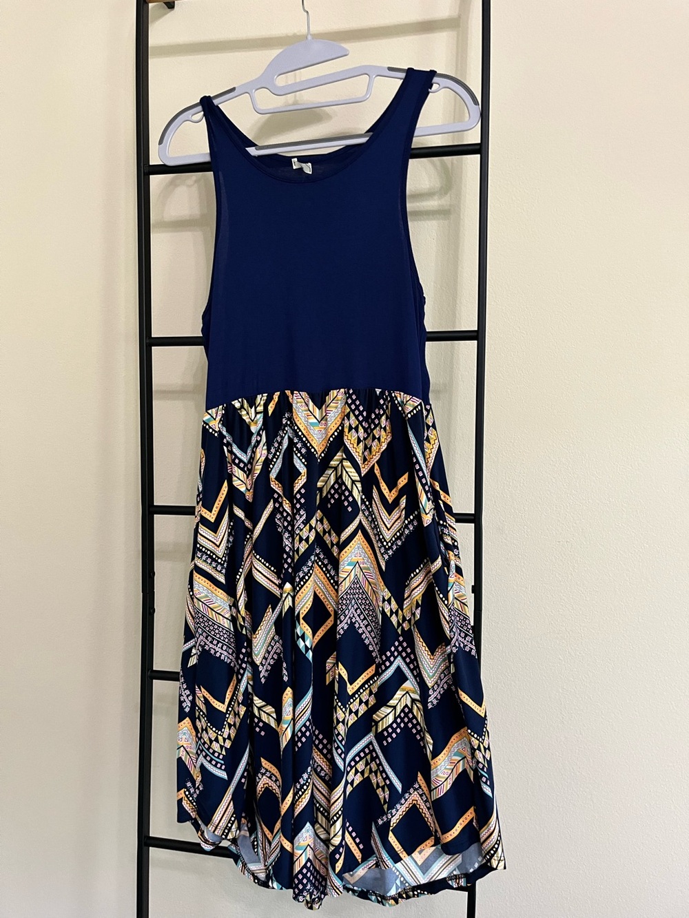 Egs Geometric Abstract Print V-Neck Knit Dress Size Medium M